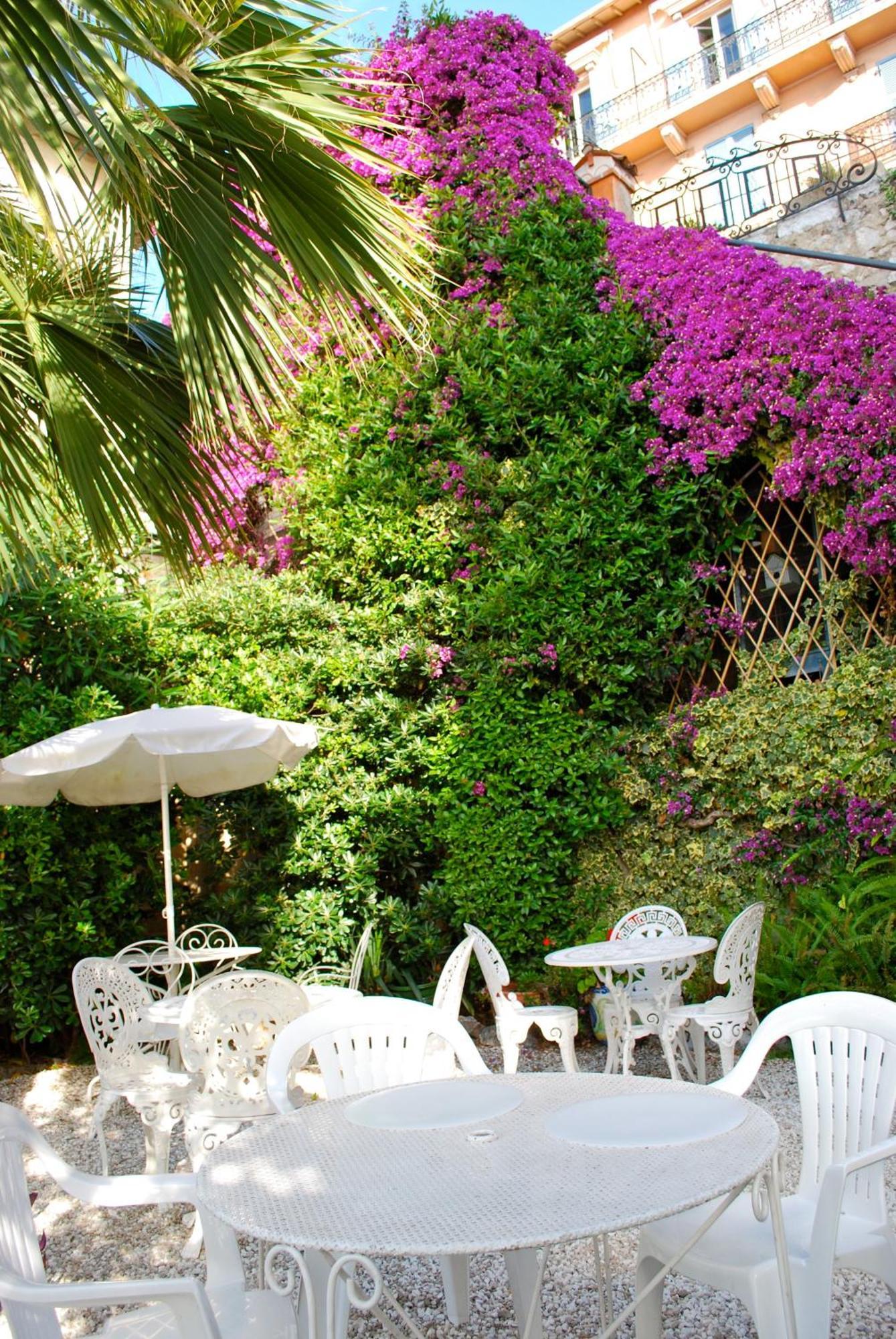De Charme Regency Hotel 2*