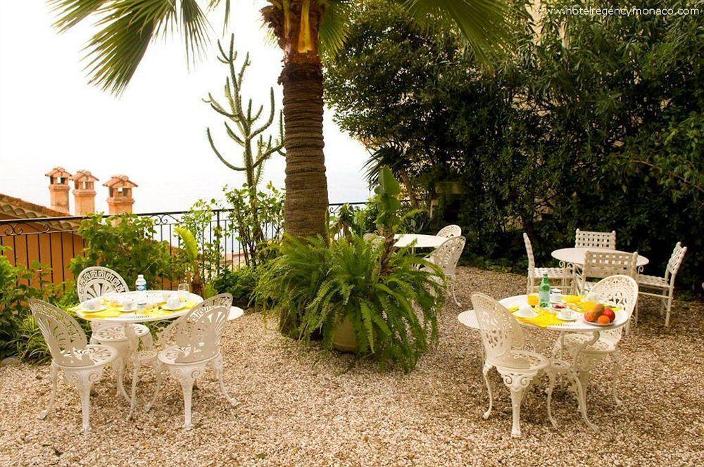 De Charme Regency Hotel