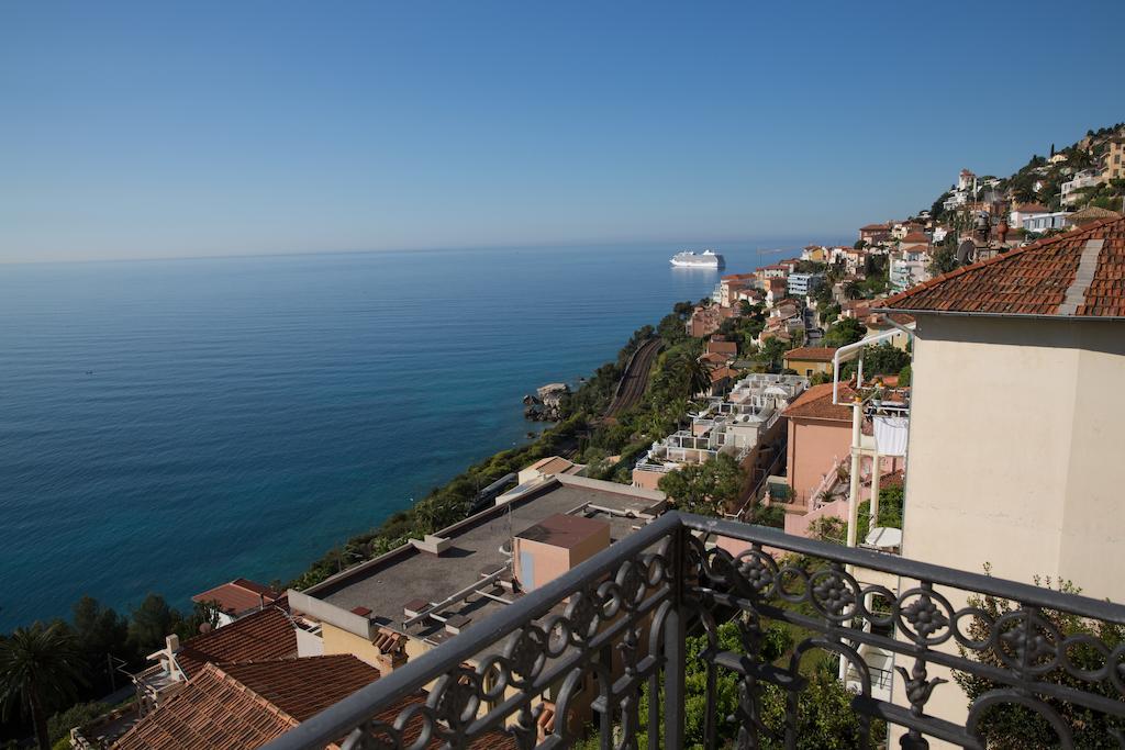 De Charme Regency Hotel