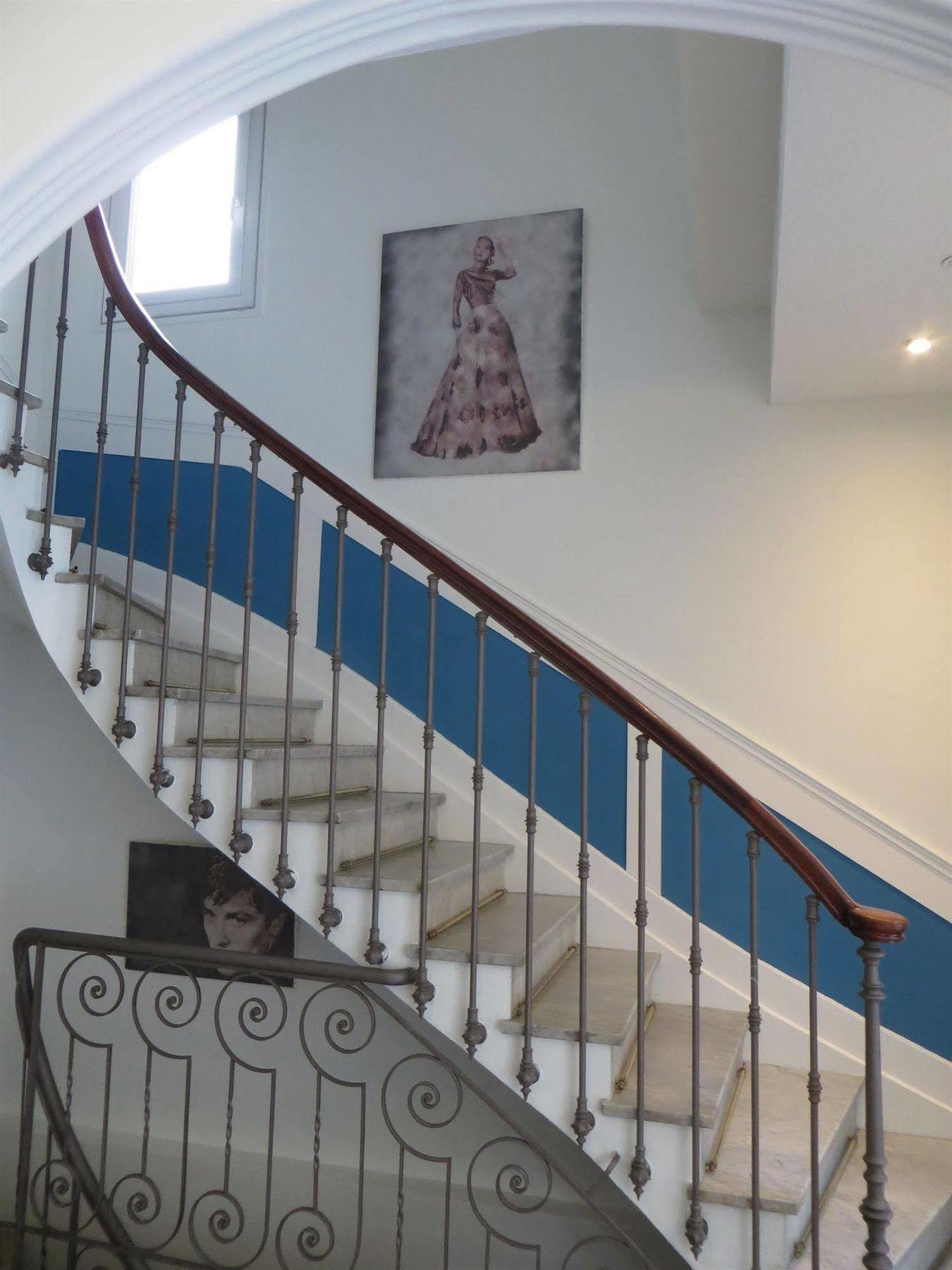 De Charme Regency Hotel